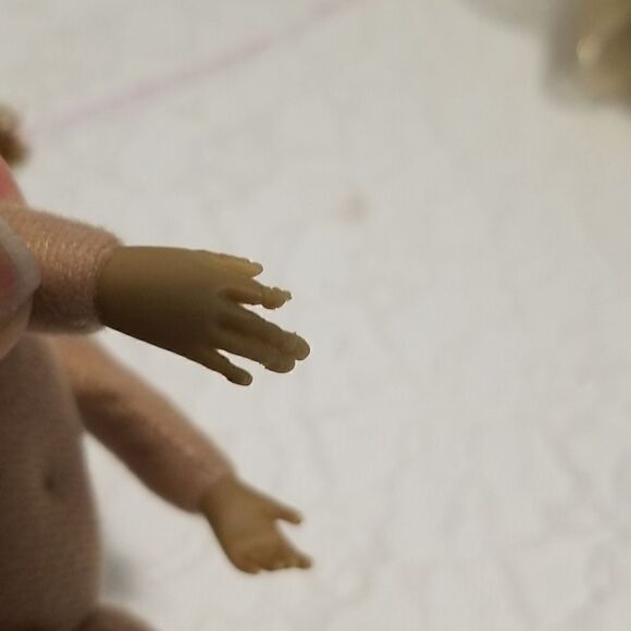 Only Hearts Club - 2004  Doll - 9" - Picture 6 of 6